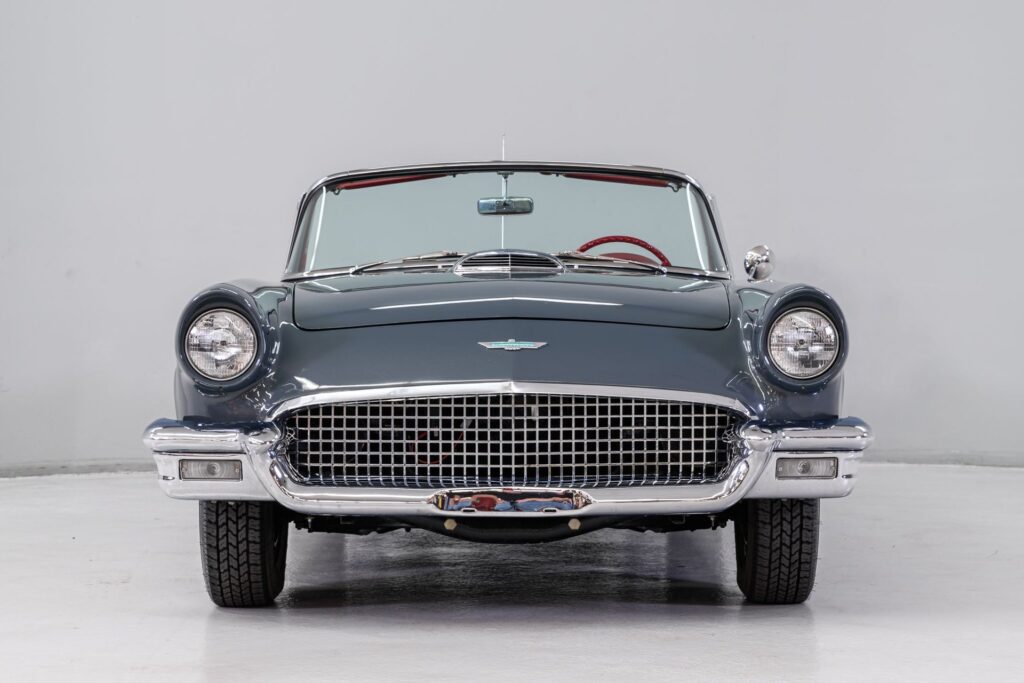 1957 Ford Thunderbird